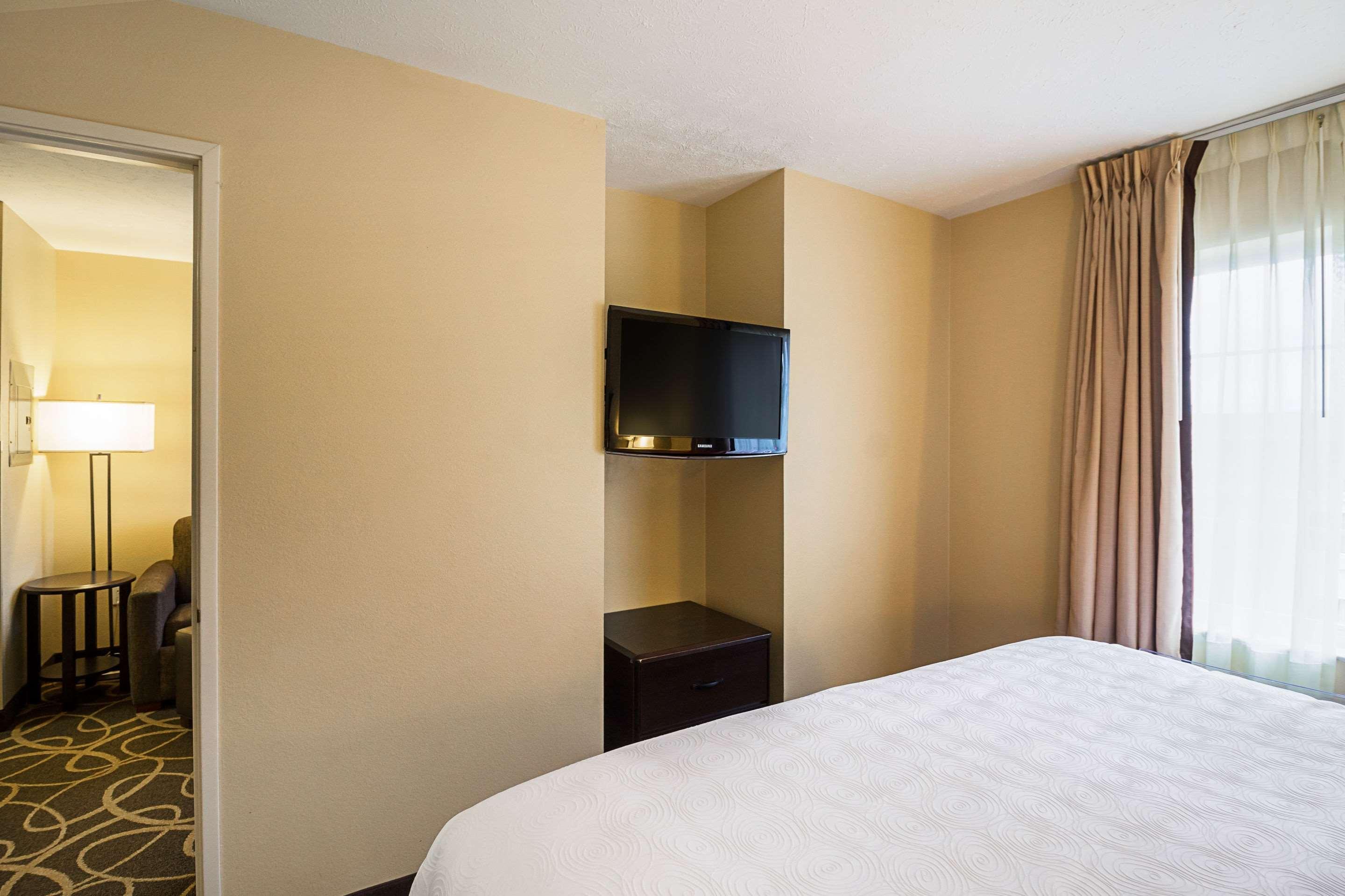 Mainstay Suites Fargo - I-94 Medical Center Екстериор снимка