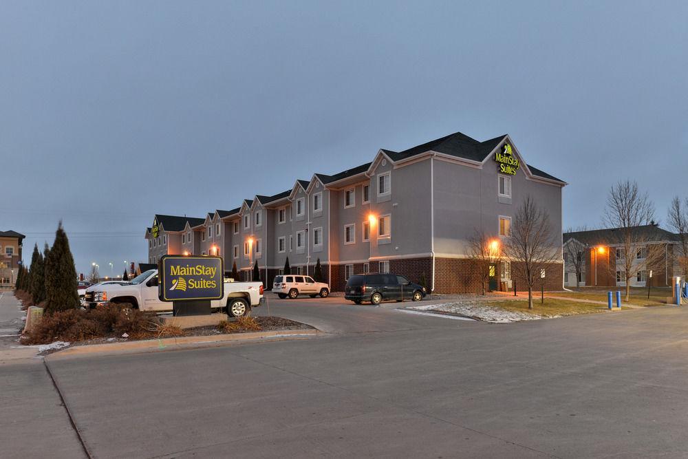 Mainstay Suites Fargo - I-94 Medical Center Екстериор снимка