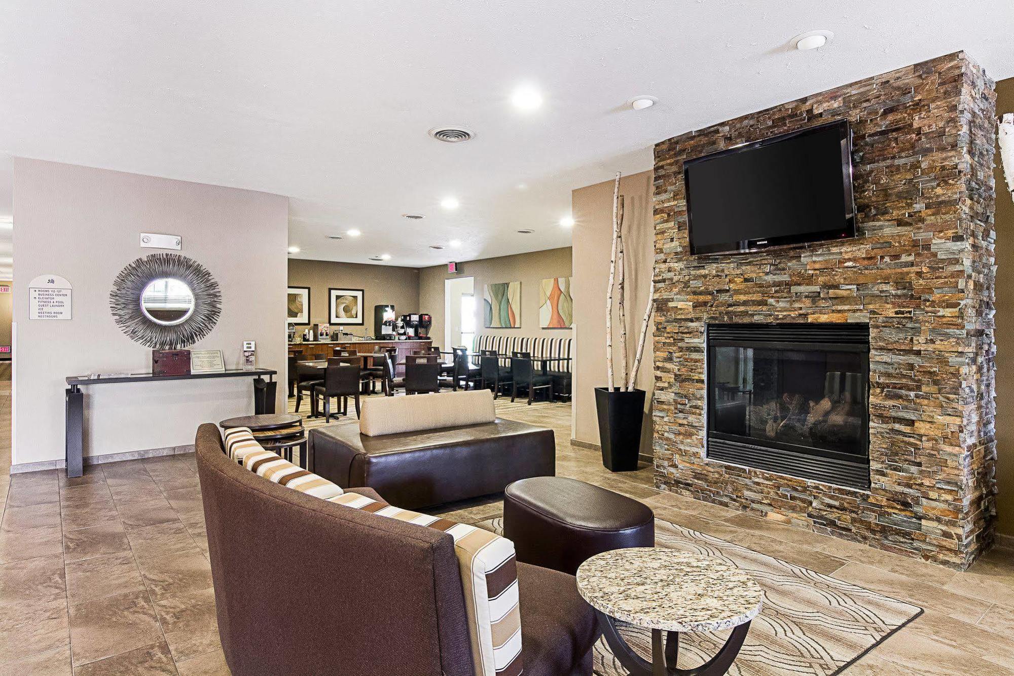 Mainstay Suites Fargo - I-94 Medical Center Екстериор снимка